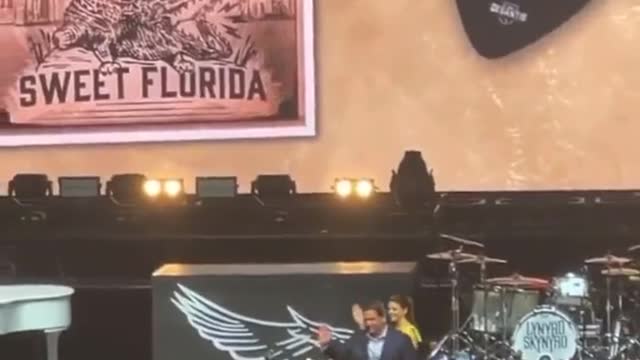 Crowd Goes Bananas When Ron DeSantis Makes Surprise Appearance At Lynyrd Skynyrd Concert - 'USA USA'