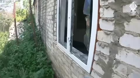 Soldiers of the 3rd battalion of the "Spartan" operational patrol are conducting a