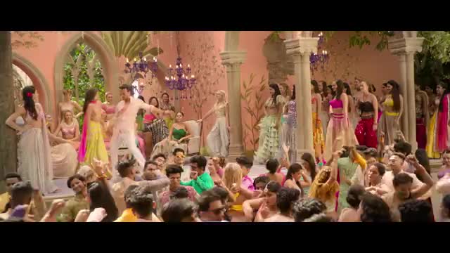 Mumbai Dilli Di Kudiyaan - SOTY2 - TAnanya - Vishal & Shekhar - Dev - Payal_Cut