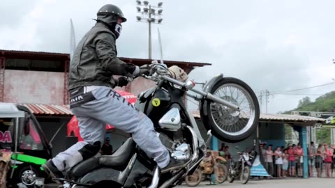 Honda VT 600 Shadow - Wheeling
