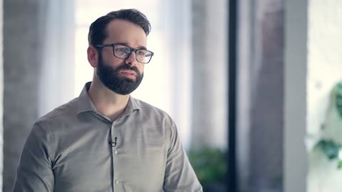 Trailer - What is a Woman?