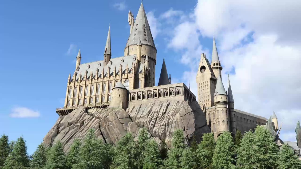 Universal Studios Japan Has The Black Lake! #harrypotter #hogwarts #universalstudios #japan