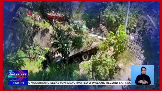 Sports car, lumubog sa dagat