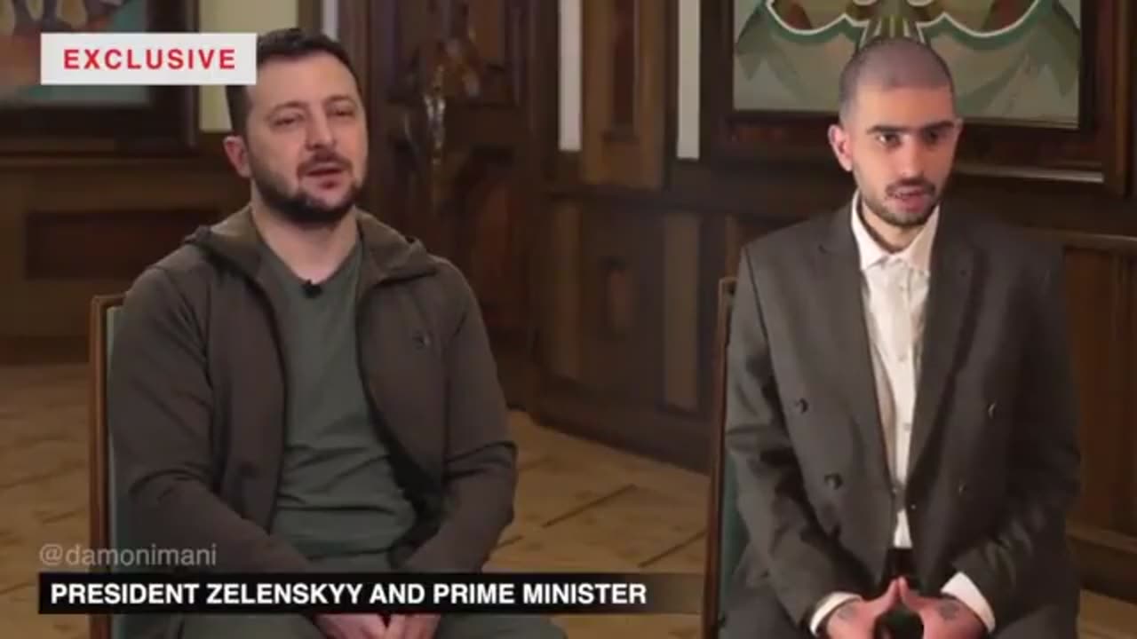 ΕΠΟΣ-Volodymyr Zelensky’s new translator