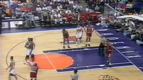 Bulls@Suns.09.06.93 Game 1 Clip 29