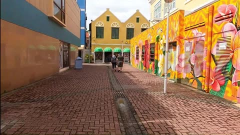 Walking in Willemstad