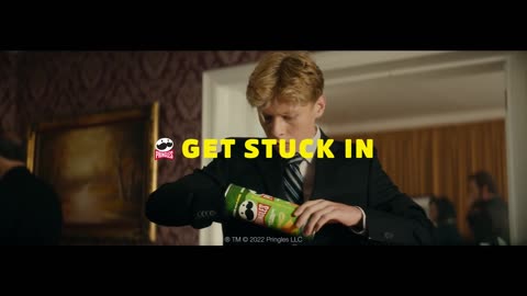 Get stuck in 90 with Pringles, the 2022 Funny Superbowl Commercial