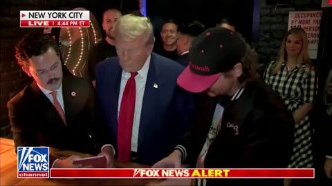 Donald Trump uses Bitcoin to pay at a bar in New York - Sep 18, 2024