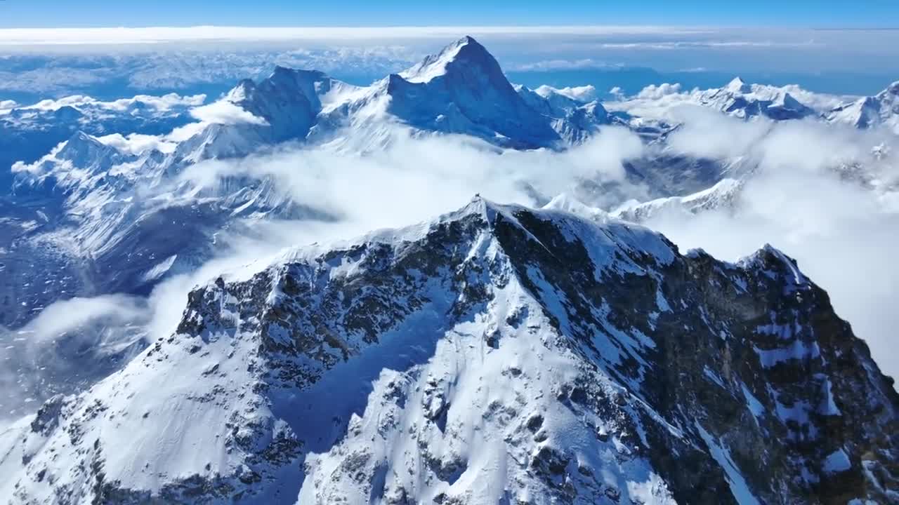 DJI Mavic 3 - Flying Over Mount Everest