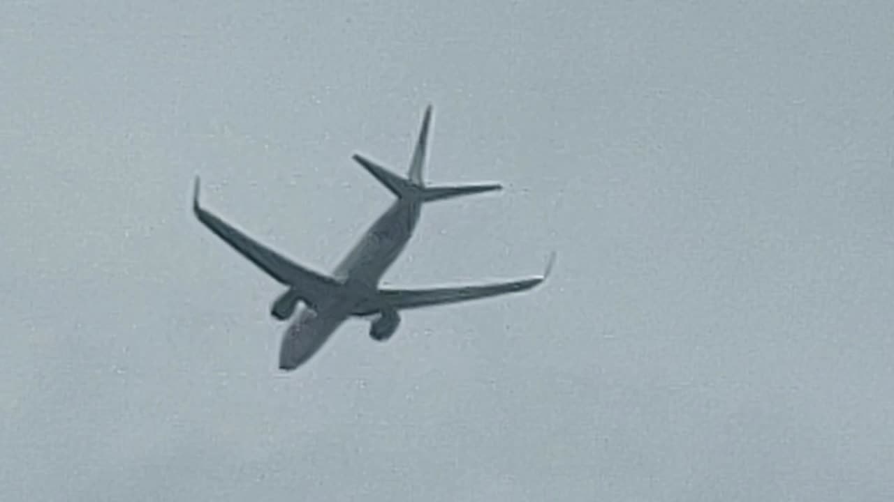 Boeing 737-8EH PR-GUD decola de Fortaleza para São Paulo(Congonhas)