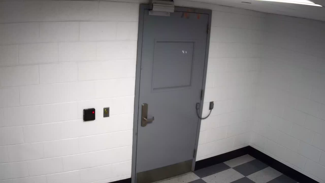 6147RHOBG3G301BExitSecuredSide_2021-01-06_06h00min02s250ms.mp4