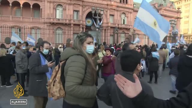 Argentine president urges unity as anti-government protests build