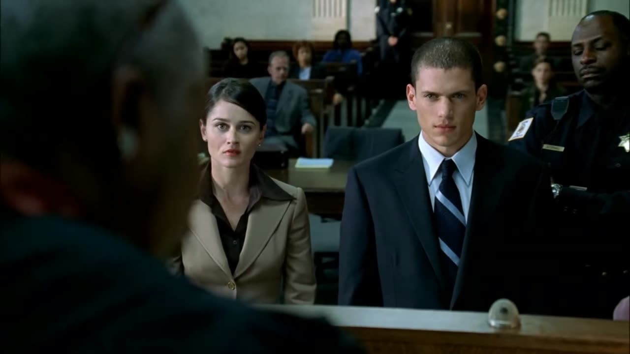 Prison Break Michael Schofield Prepares to Go To Prison