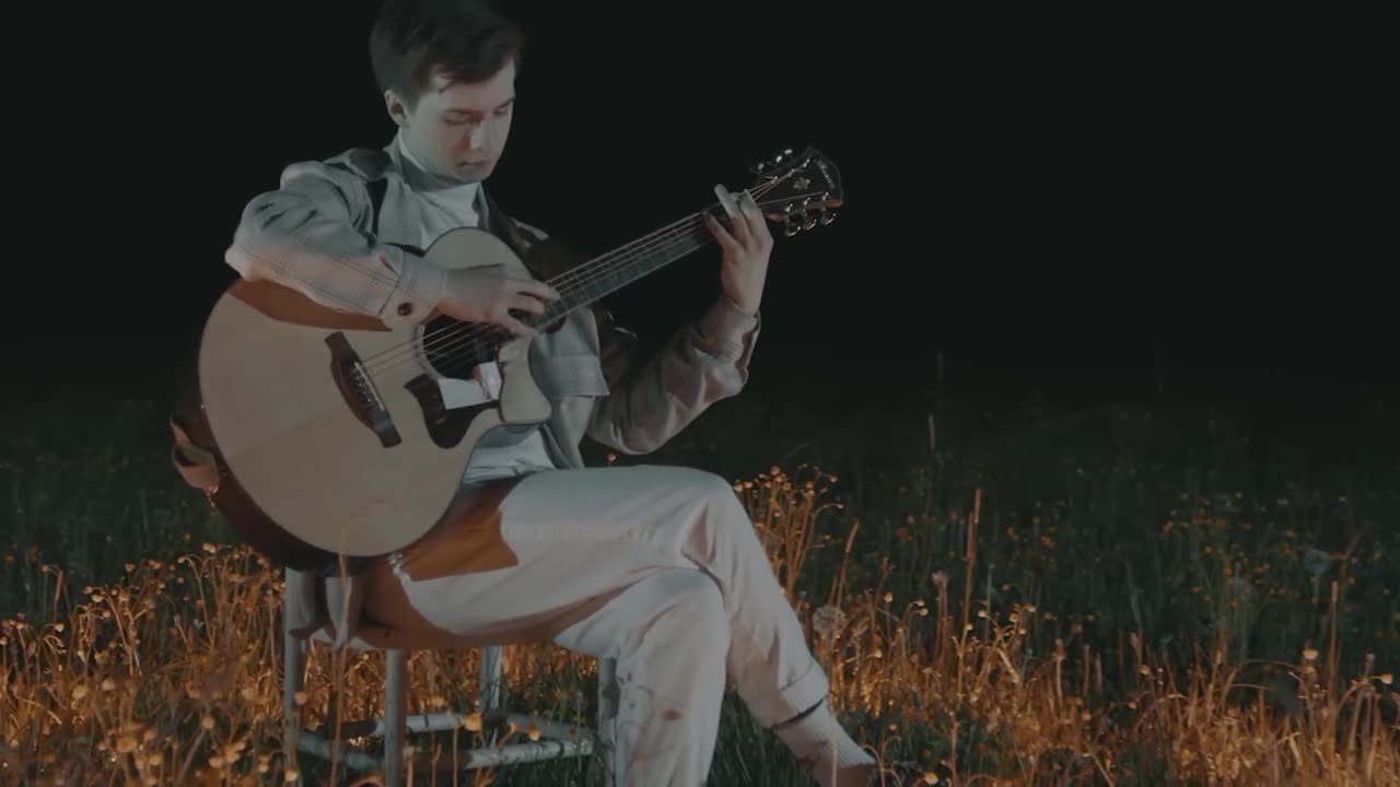 Marcin - Moonlight Sonata on One Guitar (Official Video)