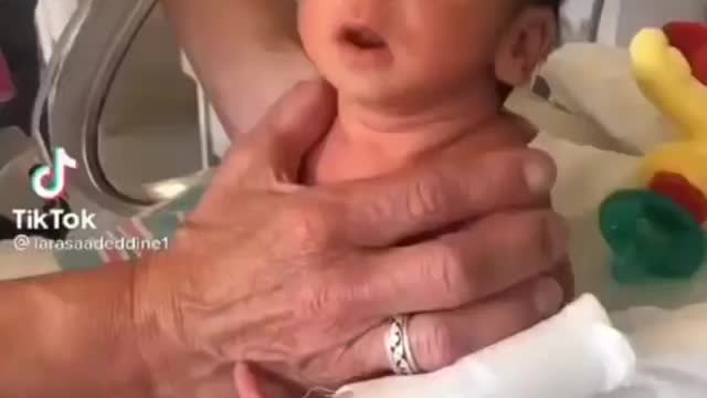 MOTHER'S OF PANDEMIC BABIES SAY THESE BABIES ARE BORN READY