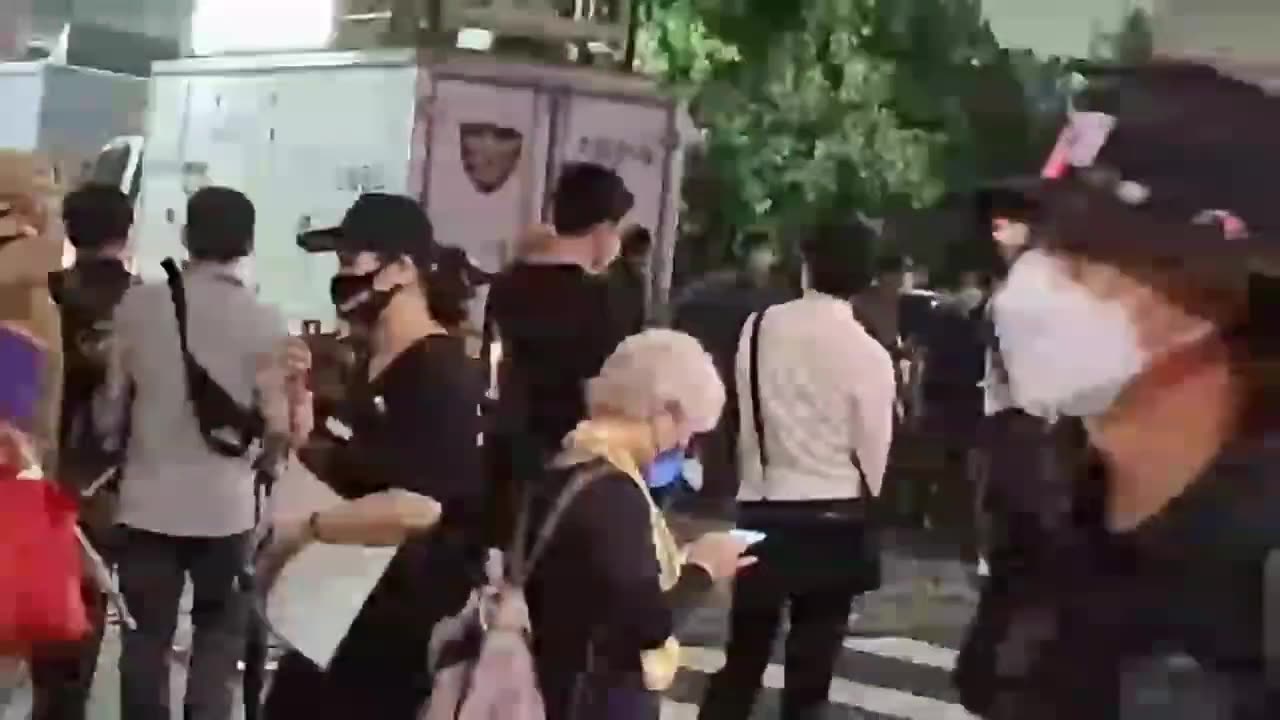 20200922_V3_S01(-baKqFYzr0o)독자님의 따뜻한 마음에 감사를, 광복절 청와대 앞 저녁 방송 중