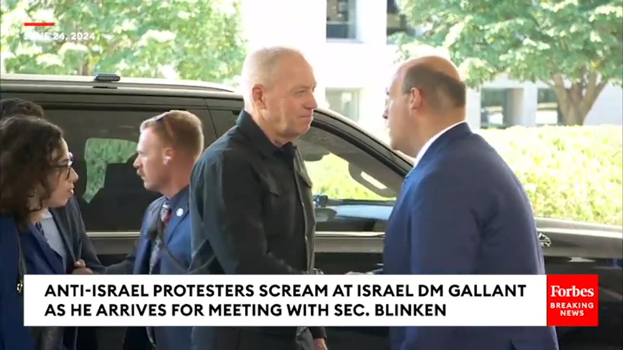 JUST IN- Protesters Scream At Israel Defense Minister Gallant As He Arrives For Meeting With Blinken