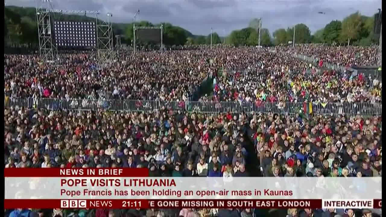 Pope Francis holds mass (Lithuania) - BBC News - 23rd September 2018