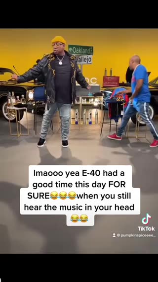 E-40 had a good time this day FOR SURE 😂😂😂