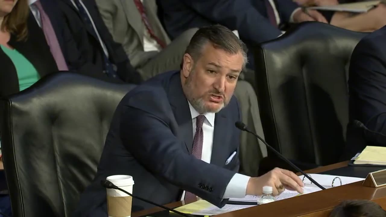 Cruz Eviscerates FBI Deputy Director For Refusing To Comment On Biden Bribery Allegations