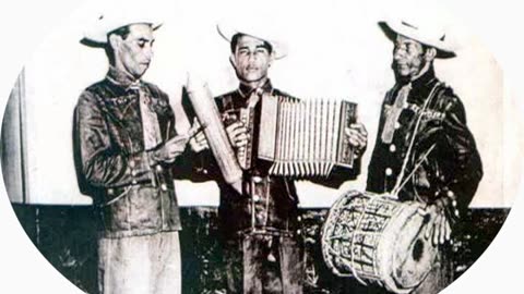 Trío Reynoso - Luperón (1949)