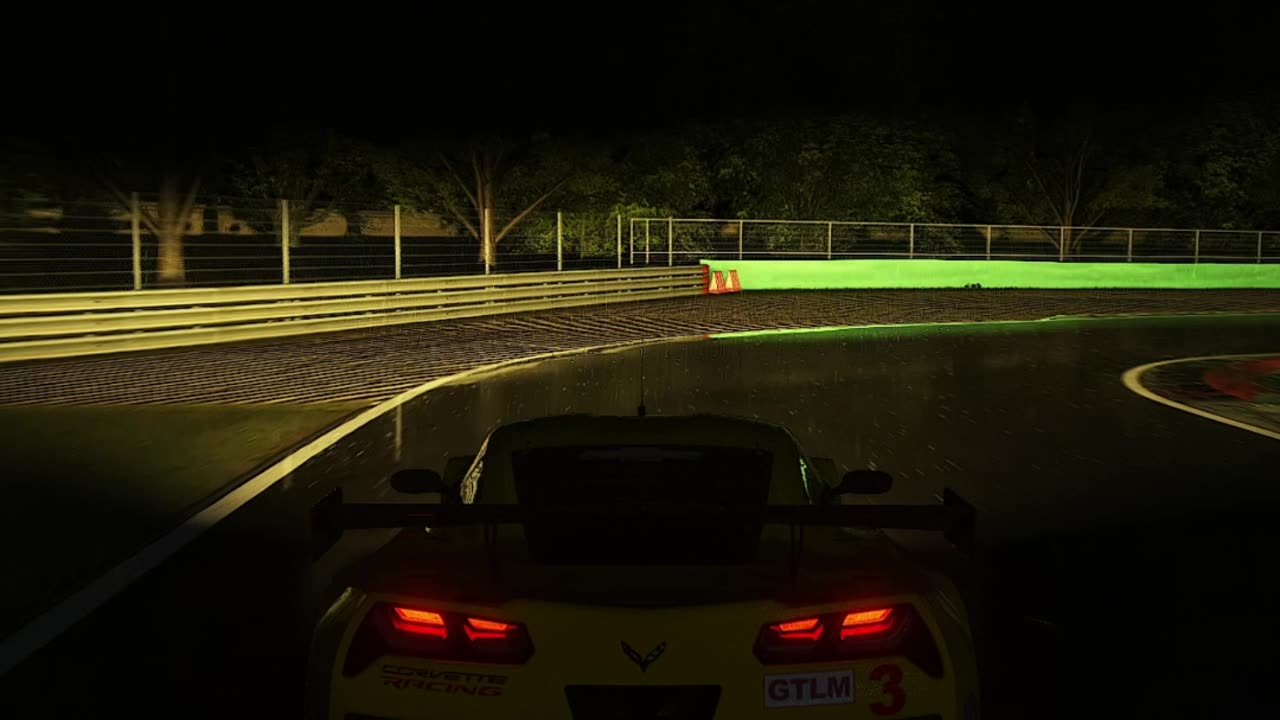 2/3 - Assetto Corsa | Corvette C7.R in Monza Circuit at Night