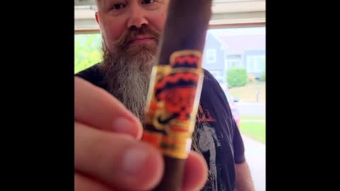 Cut and Light a Rojas Street Taco Cigar