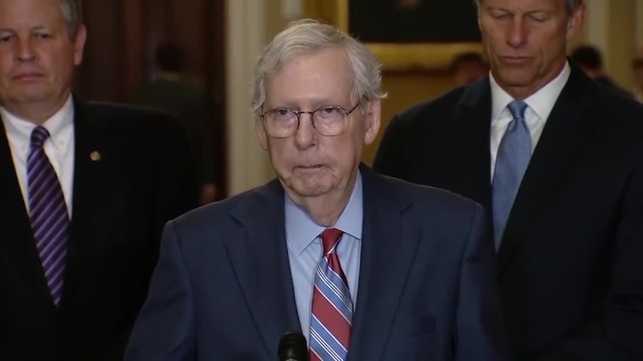 What’s going on with Mitch? Stops speaking and goes still during press conference