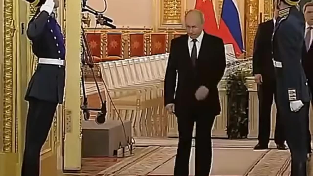 Ami ka hath is the best person to contact and easy 💖 💓