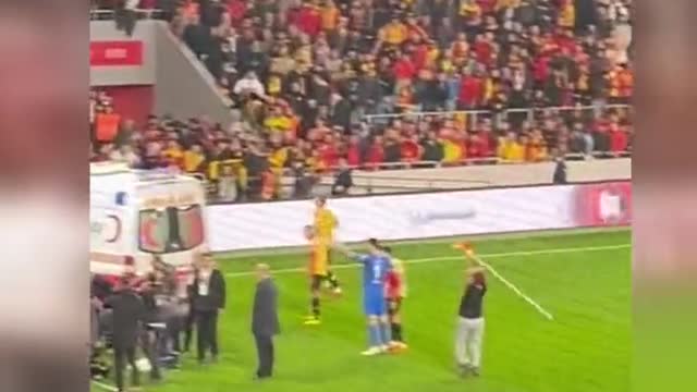 Fan Hits Goalkeeper with Corner Flag!