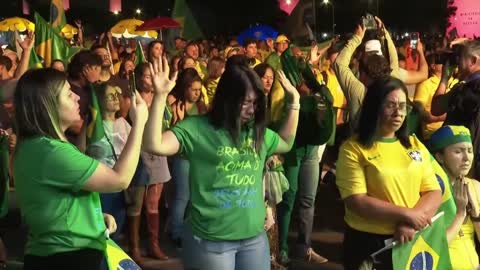 Bolsonaro voters pray as rival Lula wins Brazil presidential runoff | AFP