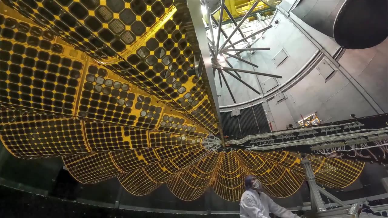 Nasa solar arrays video