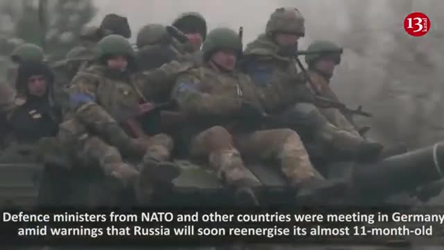 Ukrainian tanks, armored vehicles on Belarus border