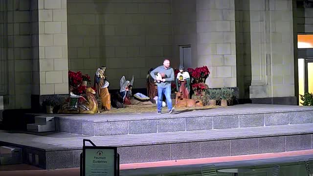 BALD BANDIT: Texas Police Release Video Of Man Stealing Baby Jesus From Nativity Scene