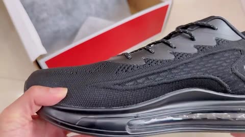 Shock-absorbing Sneakers for Men!