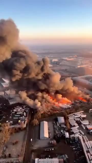 Massive fire, manufacturing facility, in Chicago