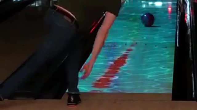 This looks like fun 👏🎳