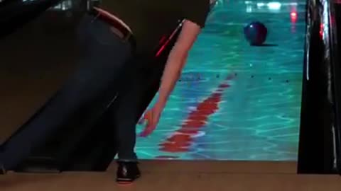 This looks like fun 👏🎳