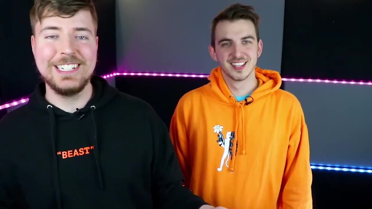 Donating $100,000 To Twitch Streamers!