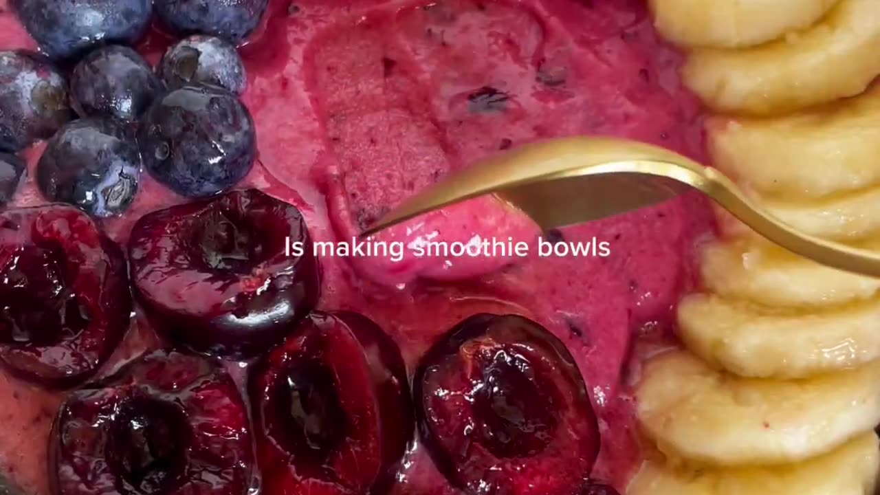 Ummm, Yummy Smoothie bowl