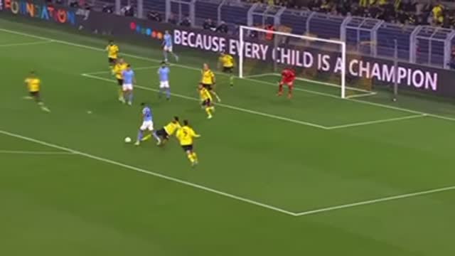 Man City vs Dortmund (0-0) Marhez misses another crucial penalty Champions league