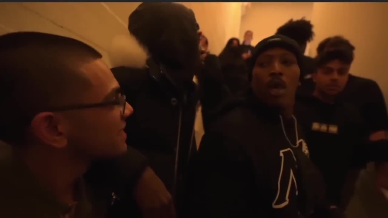 GIRL THROWS WATER AT N3ON + SHNAGGYMO CALLS SAM FRANK A CHEATER TO N3ON #kickstreaming #n3on