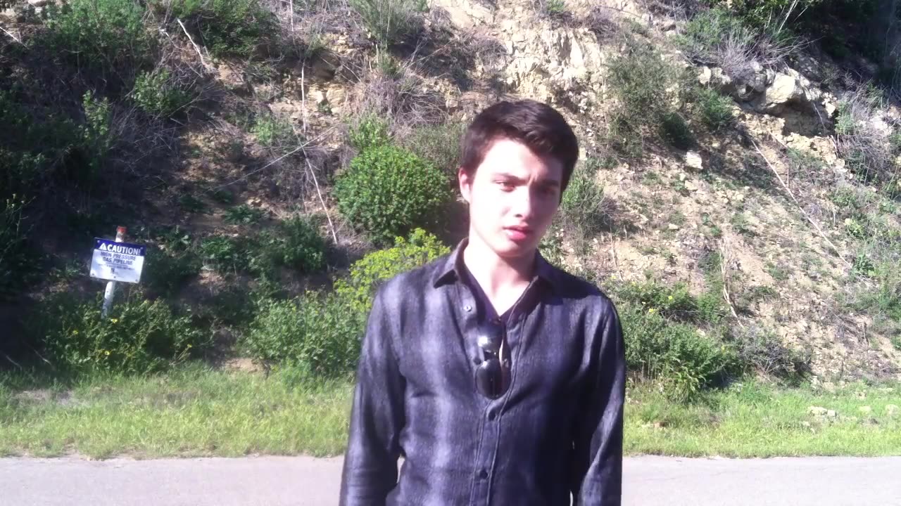 Elliot Rodger - Why do girls hate me so much