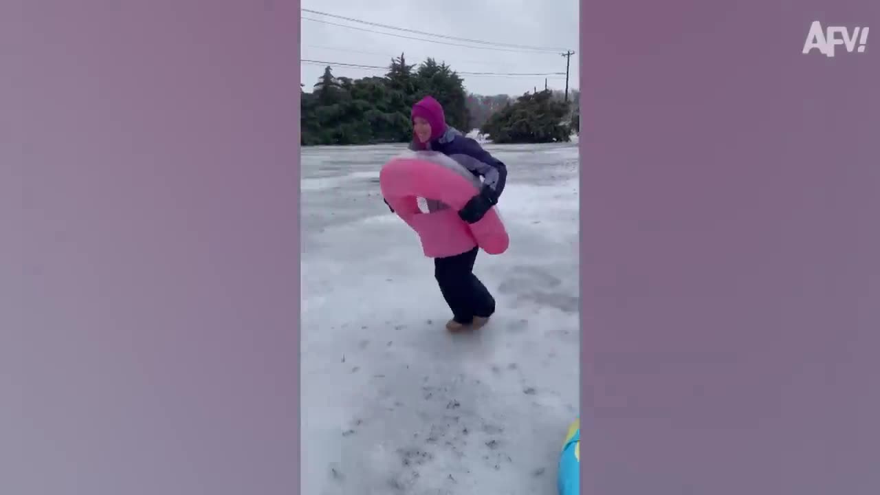 Winter_Goes_Wrong_❄️_Funny_Videos(720p)