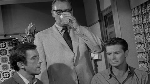 The Twilight Zone S01E14 Third From The Sun