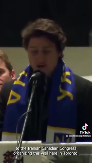 Trudeau grida 'Gloria all'Ucraina' e in risposta: 'Fuck Trudeau!'