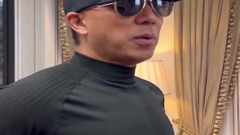 20221129文贵先生GETTR¹：#爆料革命：国内无数战友冒着生命、全家被杀的危险，走到最前线！现在前线的话和思想，都是爆料革命的启迪、启发，唤醒无数中国人！