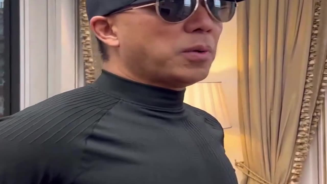 20221129文贵先生GETTR¹：#爆料革命：国内无数战友冒着生命、全家被杀的危险，走到最前线！现在前线的话和思想，都是爆料革命的启迪、启发，唤醒无数中国人！