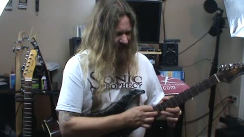 Tapping In The Style Of Joe Satriani