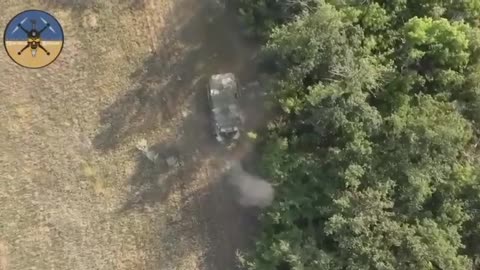 Insane Drone Pilot Known as "Air Canada" Slings Grenades into Russian APCs